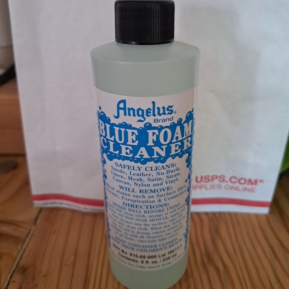 Angelus Blue Foam Cleaner for Leather